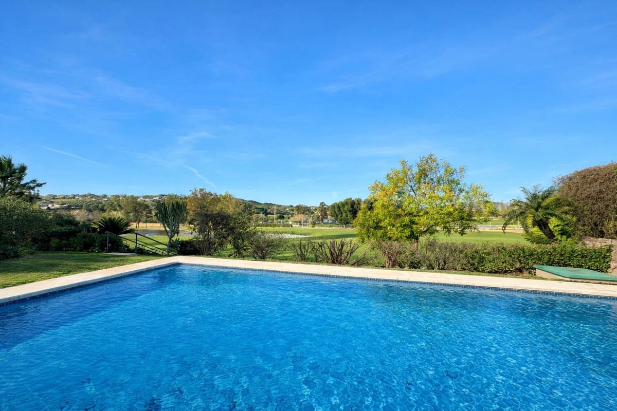 2 Zimmer Apartment zu verkaufen in Mijas Golf mit Pool Garage - 319.000 € (Ref: 9603092)