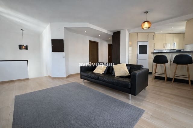 2 bedroom Penthouse for sale in Mijas Golf, Mijas with pool garage - € 289,950 (Ref: 9614230)