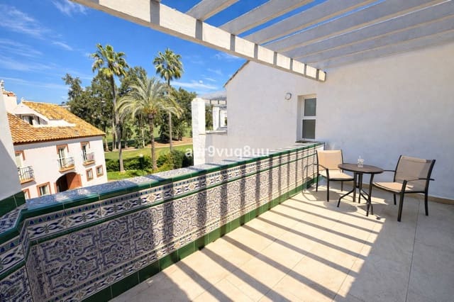 2 bedroom Penthouse for sale in Mijas Golf, Mijas with pool garage - € 289,950 (Ref: 9614230)
