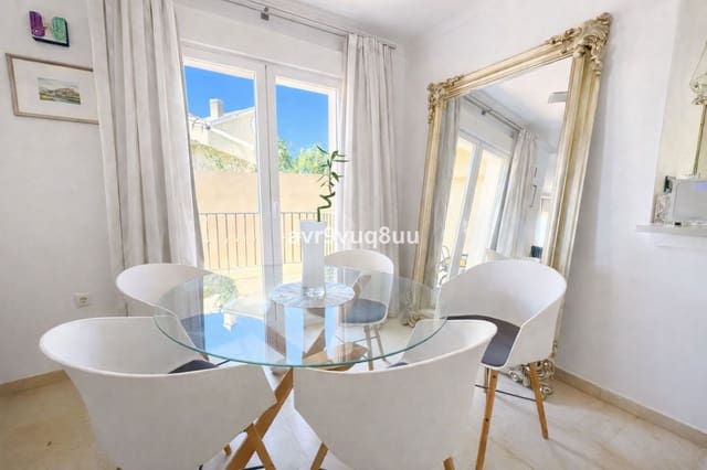 4 chambre Villa/Maison Semi-Mitoyenne à vendre à Riviera del Sol, Mijas avec piscine garage - 469 950 € (Ref: 9618707)