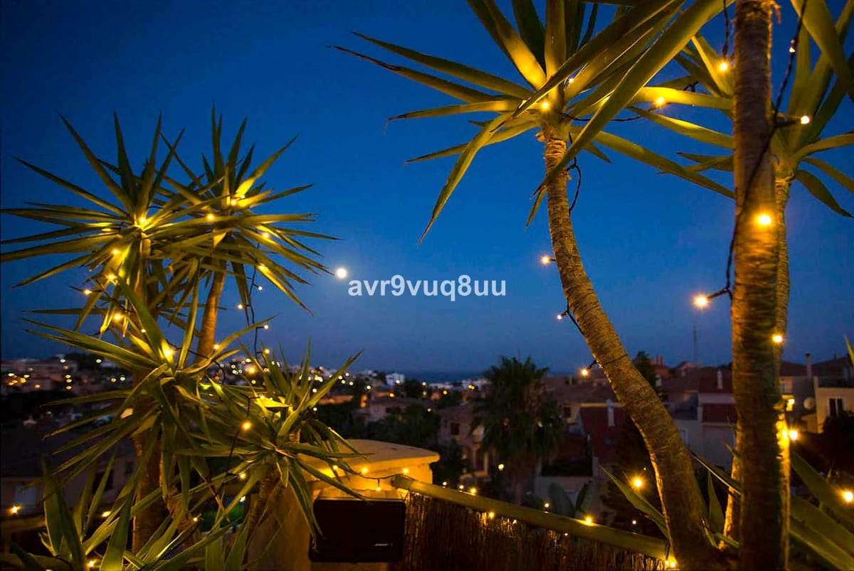 4 slaapkamer Halfvrijstaande villa te koop in Riviera del Sol met zwembad garage - € 469.950 (Ref: 9618707)