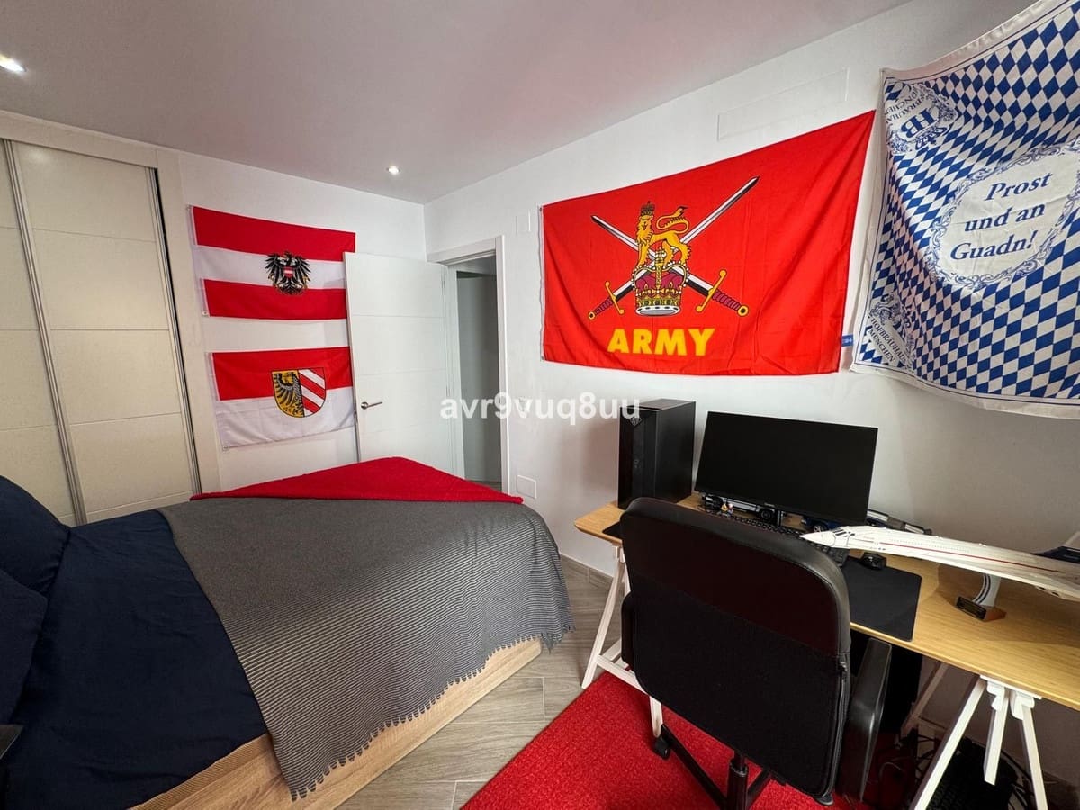 4 slaapkamer Halfvrijstaande villa te koop in Riviera del Sol met zwembad garage - € 469.950 (Ref: 9618707)