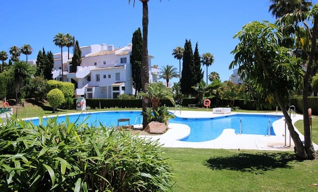 2 bedroom Apartment for sale in Málaga city with pool - € 349,000 (Ref: 9622281)