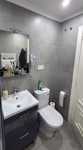 2 bedroom Apartment for sale in Málaga city with pool - € 349,000 (Ref: 9622281)