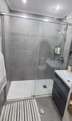 2 bedroom Apartment for sale in Málaga city with pool - € 349,000 (Ref: 9622281)