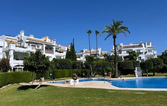2 bedroom Apartment for sale in Málaga city with pool - € 349,000 (Ref: 9622281)