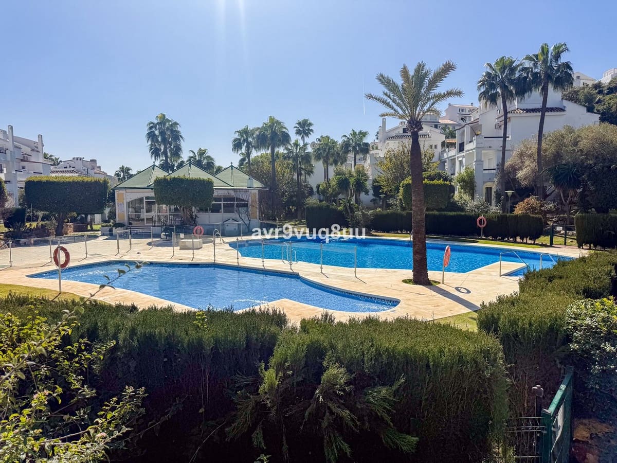 2 makuuhuone Huoneisto myytävänä paikassa Malaga kaupunki mukana uima-altaan - 340 000 € (Ref: 9622281)