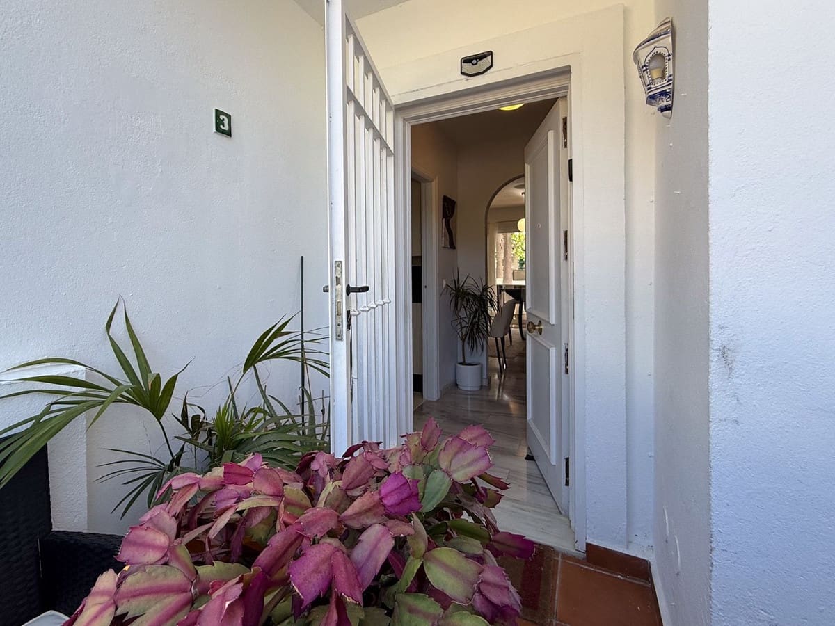 2 soverom Leilighet til salgs i Malaga by med svømmebasseng - € 340 000 (Ref: 9622281)