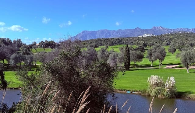 5 soverom Villa til salgs i El Rosario, Marbella med svømmebasseng - € 950 000 (Ref: 9628316)