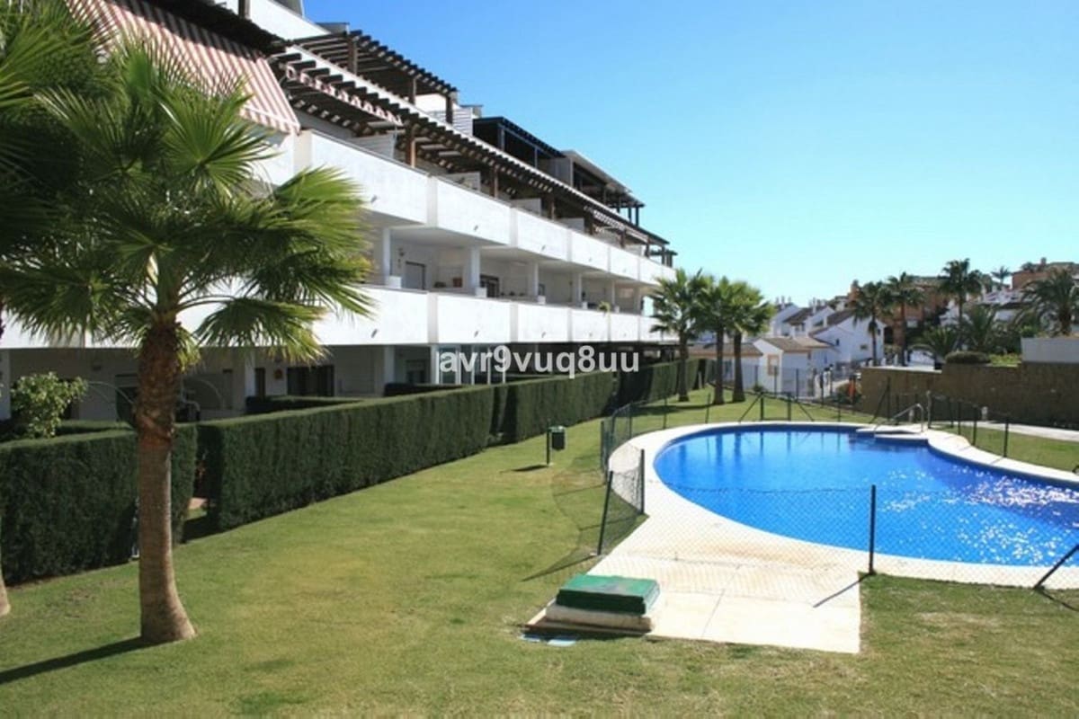 2 makuuhuone Huoneisto myytävänä paikassa Riviera del Sol mukana uima-altaan 
autotalli - 275 000 € (Ref: 9635162)
