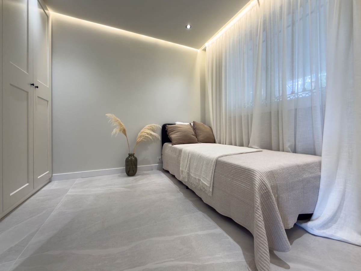 3 bedroom Apartment for sale in Miraflores with pool garage - € 545,000 (Ref: 9637995)