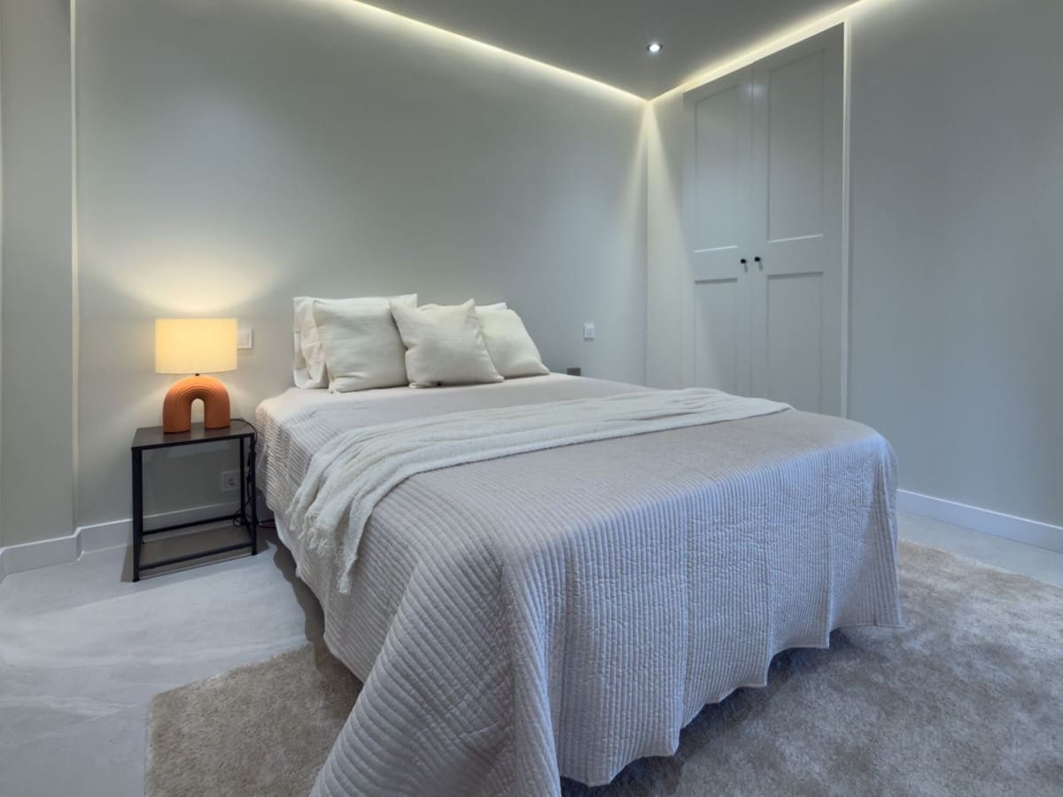 3 bedroom Apartment for sale in Miraflores with pool garage - € 545,000 (Ref: 9637995)