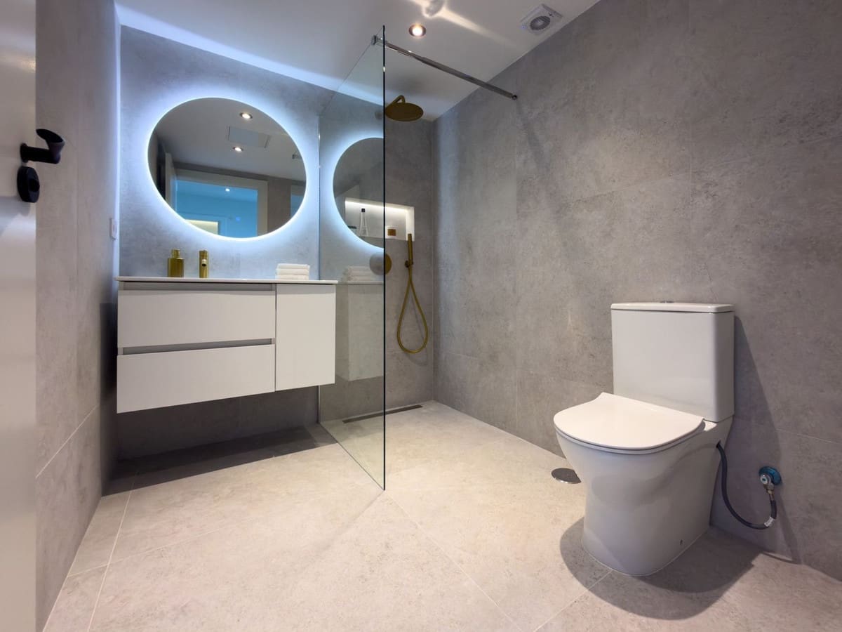 3 quarto Apartamento para venda em Miraflores com piscina garagem - 545 000 € (Ref: 9637995)