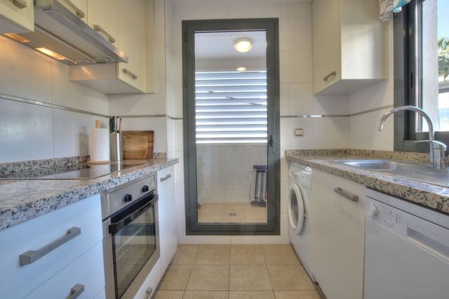 Ático de 1 habitación en La Cala de Mijas, Mijas en venta con piscina garaje - 265.000 € (Ref: 9665328)