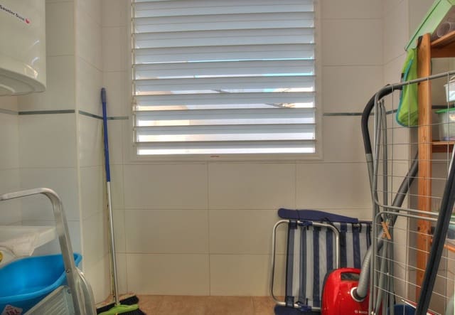 1 slaapkamer Penthouse te koop in La Cala de Mijas, Mijas met zwembad garage - € 265.000 (Ref: 9665328)