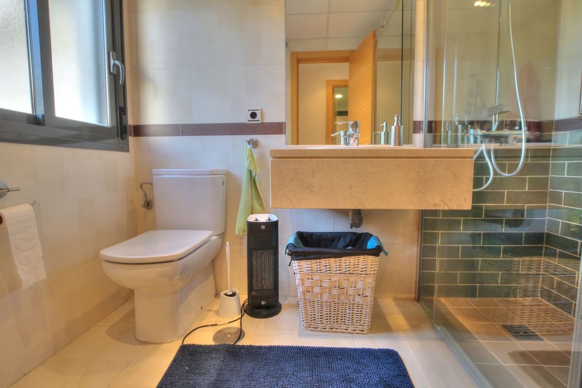 1 quarto Penthouse para venda em La Cala de Mijas com piscina garagem - 265 000 € (Ref: 9665328)