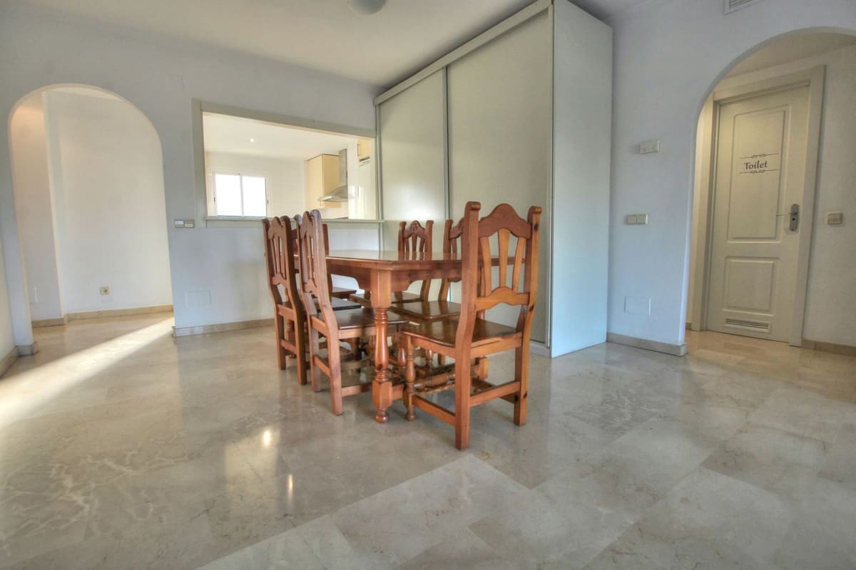 Apartamento de 3 habitaciones en Mijas Golf en venta con piscina garaje - 275.000 € (Ref: 9665425)