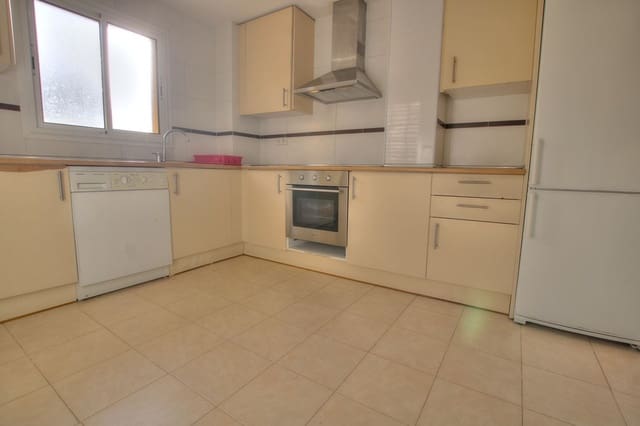 Apartamento de 3 habitaciones en Mijas Golf, Mijas en venta con piscina garaje - 275.000 € (Ref: 9665425)