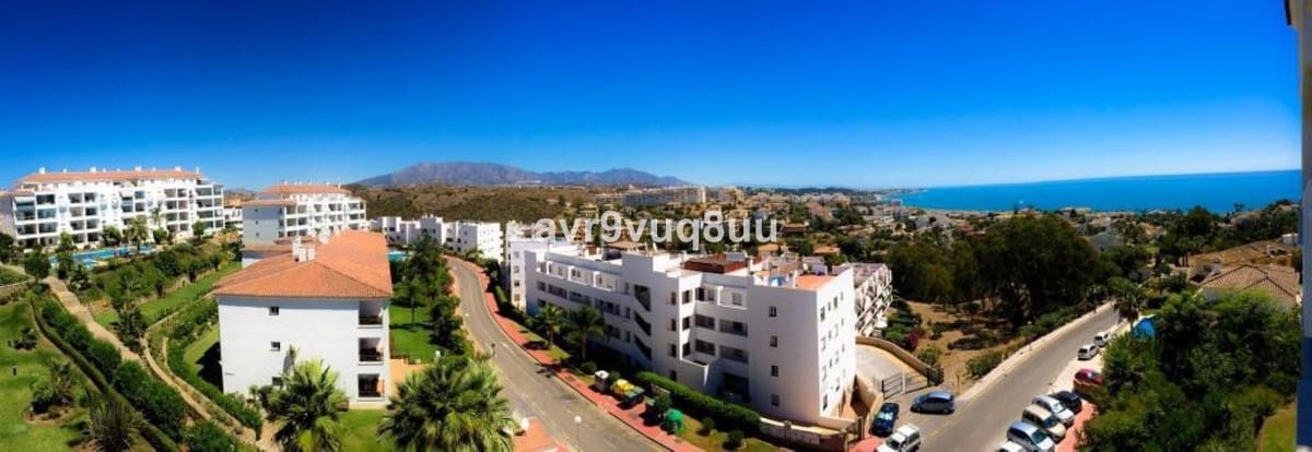 3 bedroom Apartment for sale in Miraflores with pool garage - € 395,000 (Ref: 9683291)