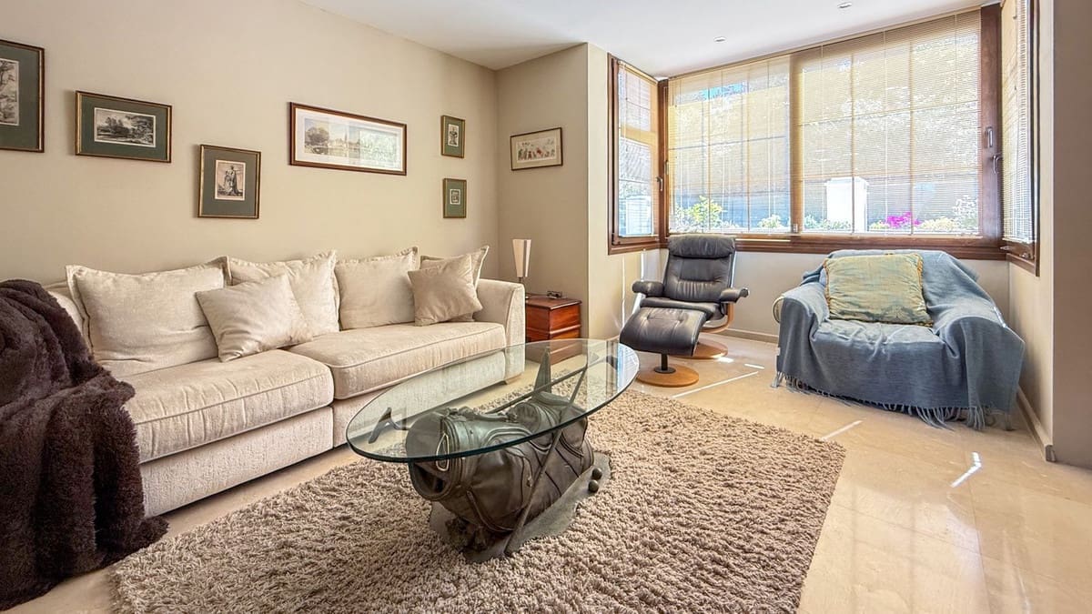 4 bedroom Villa for sale in La Cala Golf with pool - € 1,899,500 (Ref: 9751101)