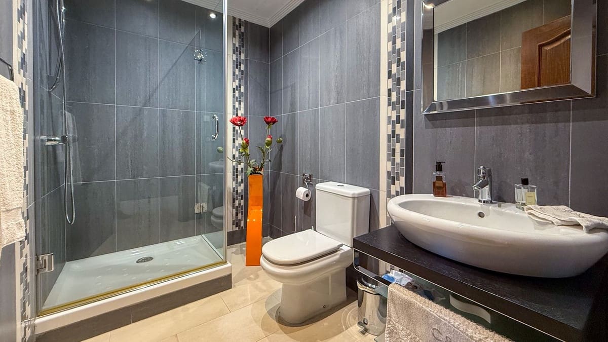 4 bedroom Villa for sale in La Cala Golf with pool - € 1,899,500 (Ref: 9751101)