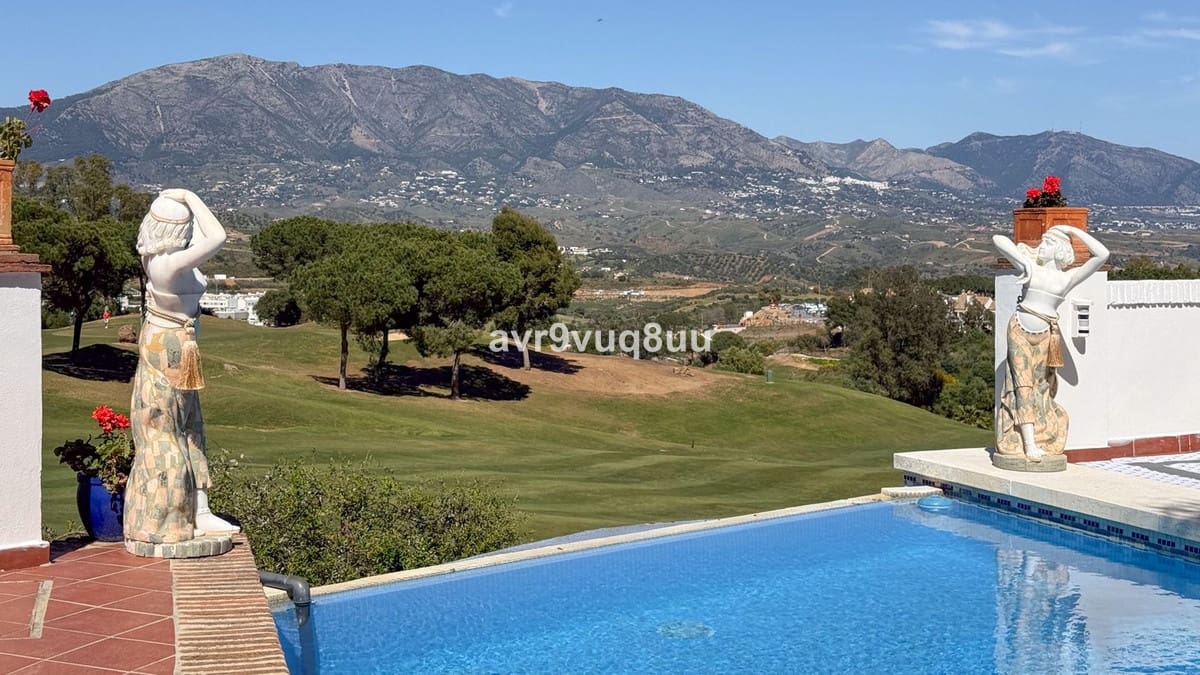 4 chambre Villa/Maison à vendre à La Cala Golf avec piscine - 1 899 500 € (Ref: 9751101)