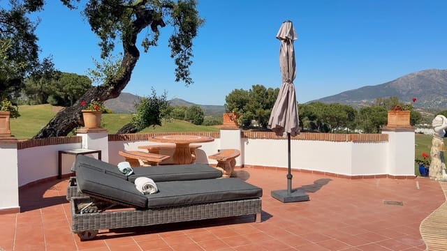 4 Zimmer Villa zu verkaufen in La Cala Golf, Mijas mit Pool - 1.899.500 € (Ref: 9751101)