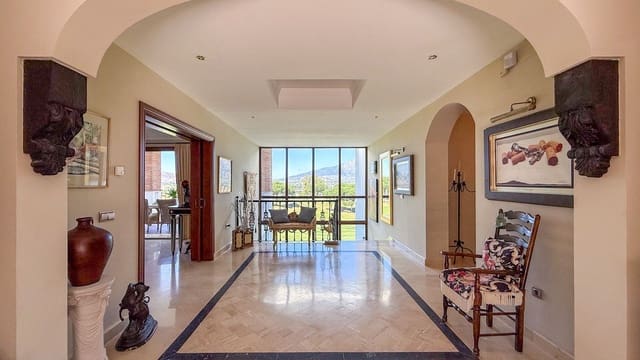 4 Zimmer Villa zu verkaufen in La Cala Golf, Mijas mit Pool - 1.899.500 € (Ref: 9751101)