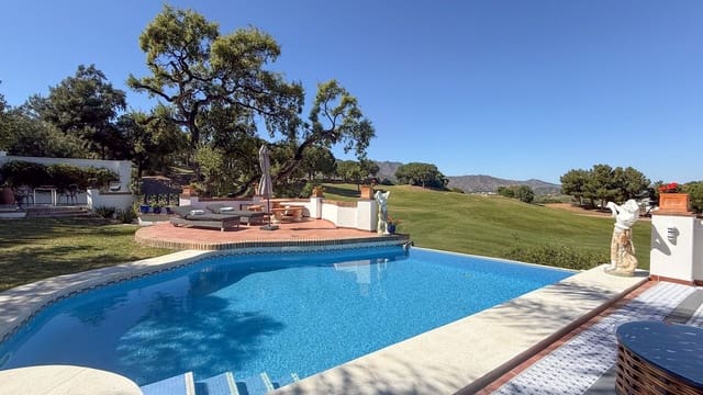 4 Zimmer Villa zu verkaufen in La Cala Golf, Mijas mit Pool - 1.899.500 € (Ref: 9751101)