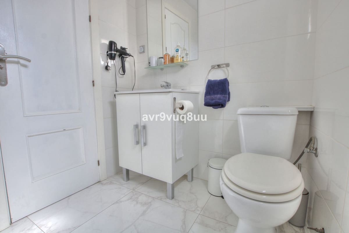 1 bedroom Apartment for sale in La Cala de Mijas - € 199,950 (Ref: 9770906)