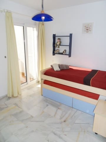 3 soveværelse Byhus til salg i La Cala de Mijas, Mijas med swimmingpool - € 675.000 (Ref: 9770907)