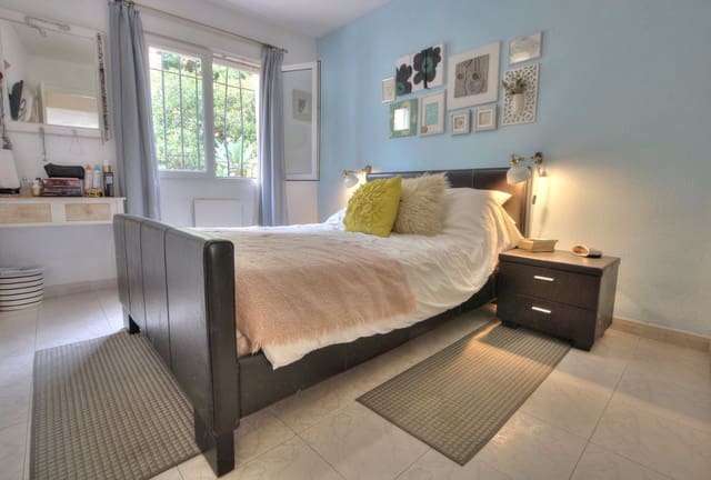 2 chambre Appartement à vendre à La Cala de Mijas, Mijas avec piscine - 275 000 € (Ref: 9771872)