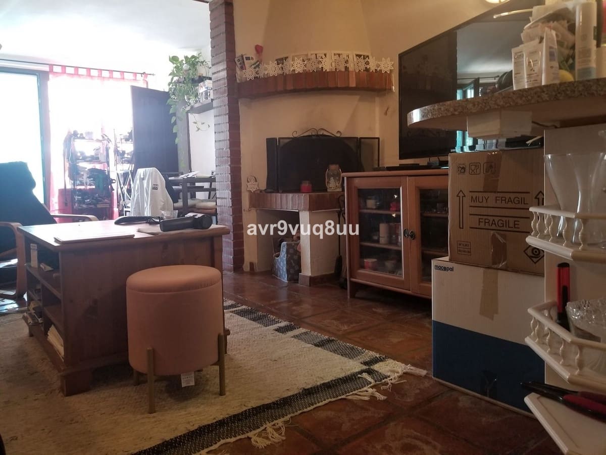 2 soverom Leilighet til salgs i Mijas Golf med svømmebasseng garasje - € 299 950 (Ref: 9772032)