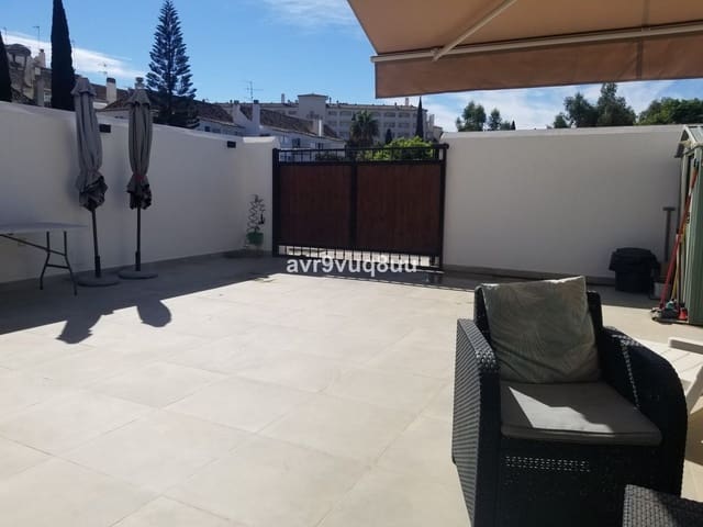 Apartamento de 2 habitaciones en Mijas Golf, Mijas en venta con piscina garaje - 299.950 € (Ref: 9772032)