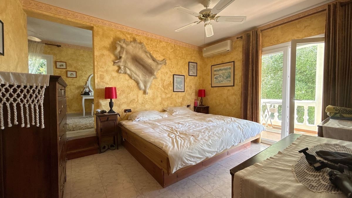 4 chambre Villa/Maison à vendre à La Cala de Mijas avec piscine - 899 950 € (Ref: 9780049)