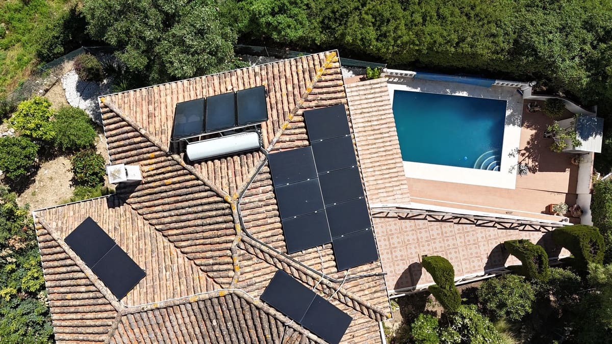 4 chambre Villa/Maison à vendre à La Cala de Mijas avec piscine - 899 950 € (Ref: 9780049)