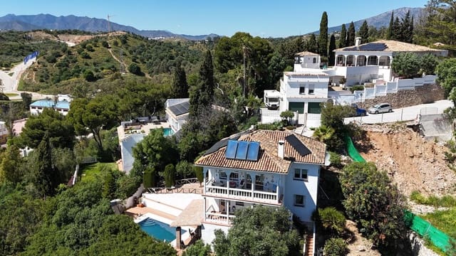 4 chambre Villa/Maison à vendre à La Cala de Mijas, Mijas avec piscine - 899 950 € (Ref: 9780049)