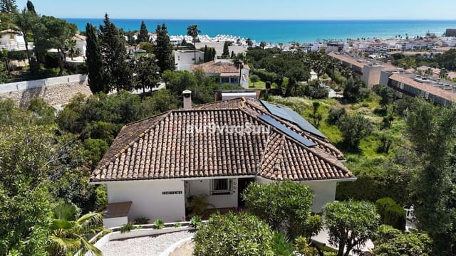 4 soverom Villa til salgs i La Cala de Mijas, Mijas med svømmebasseng - € 899 950 (Ref: 9780049)