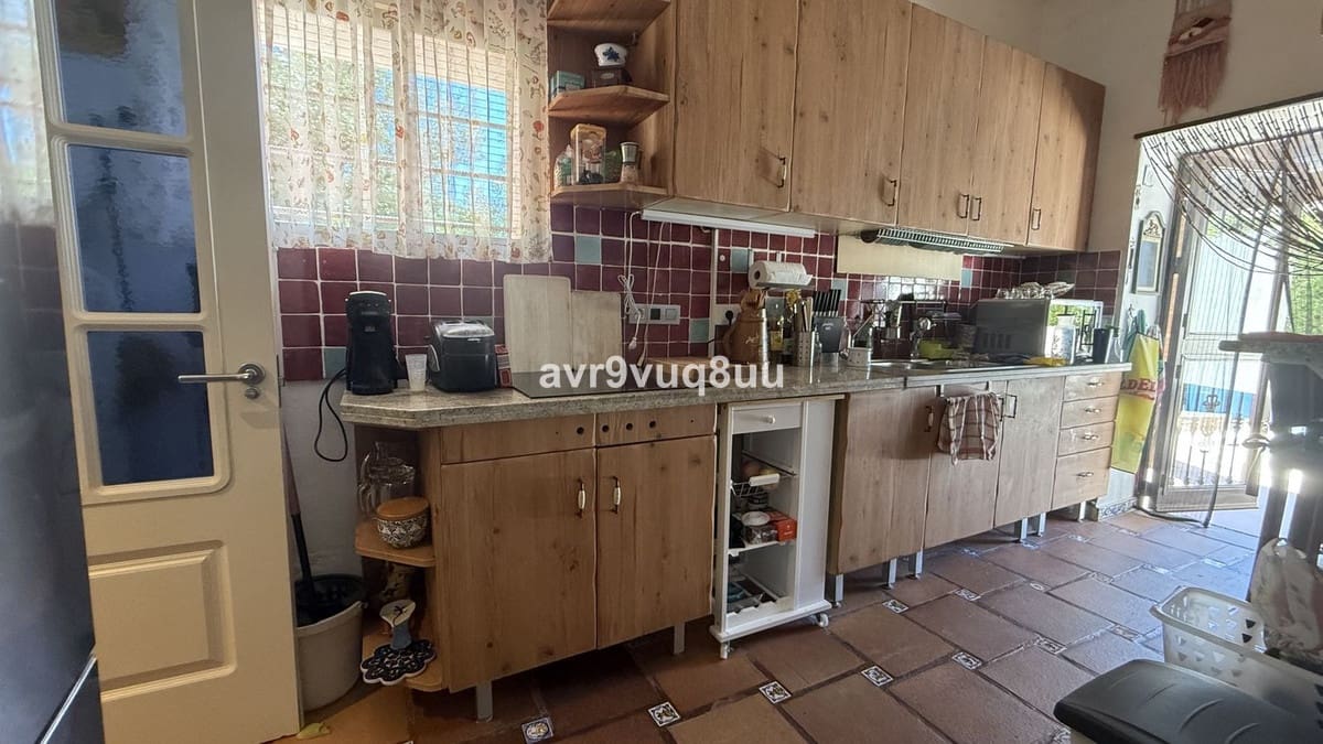 4 bedroom Villa for sale in La Cala de Mijas with pool - € 849,950 (Ref: 9780049)
