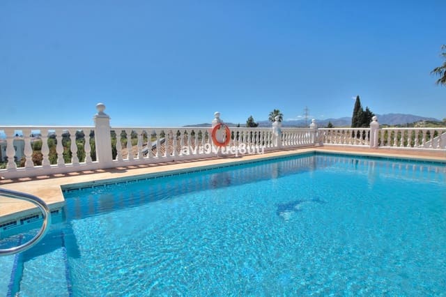 2 soveværelse Semi-Rækkehus til salg i El Chaparral, Mijas med swimmingpool - € 695.000 (Ref: 9784509)