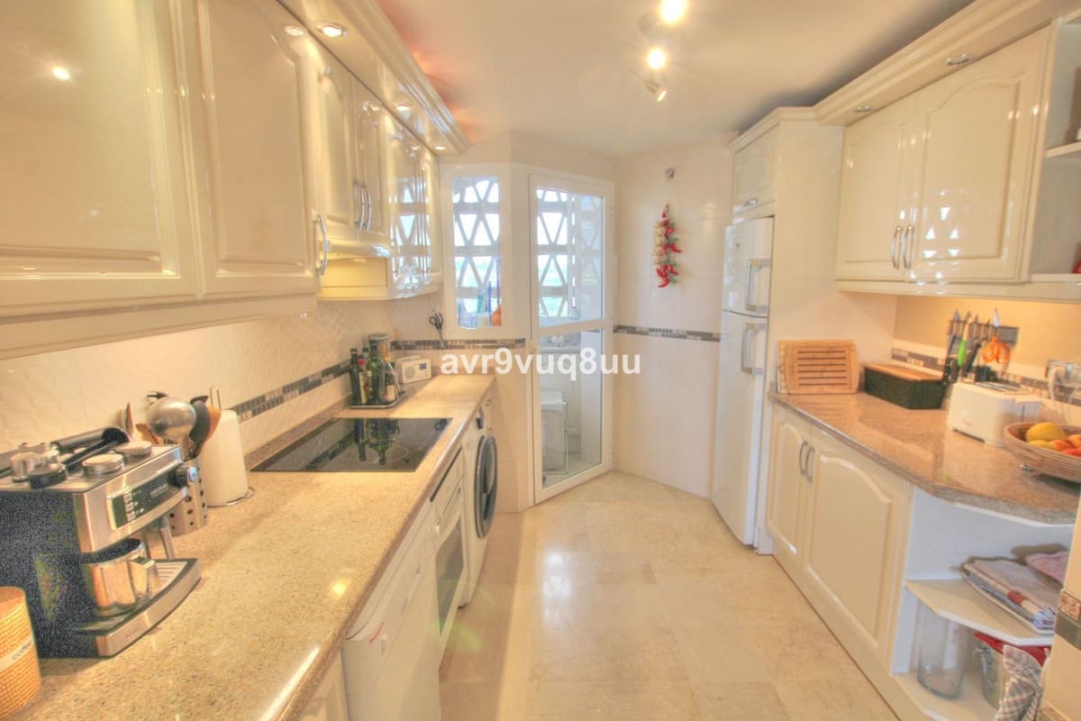 4 bedroom Penthouse for sale in Mijas Golf with pool garage - € 549,950 (Ref: 9789794)