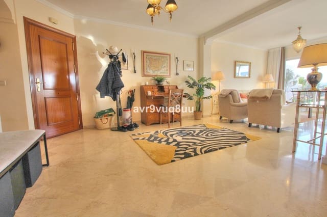 Ático de 4 habitaciones en Mijas Golf, Mijas en venta con piscina garaje - 549.950 € (Ref: 9789794)