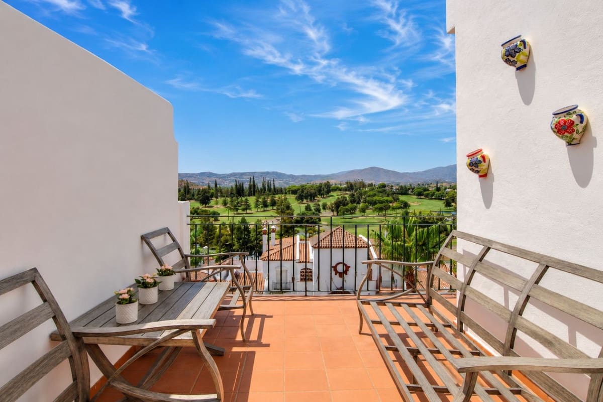 4 bedroom Penthouse for sale in Mijas Golf with pool garage - € 549,950 (Ref: 9789794)