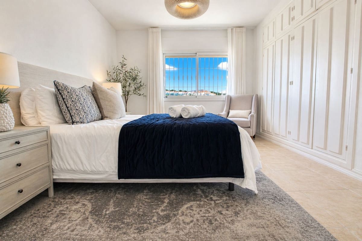 5 soveværelse Villa til salg i Torrenueva med swimmingpool garage - € 1.350.000 (Ref: 9795638)