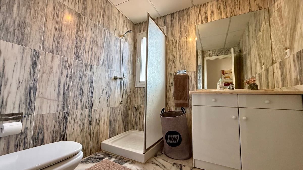 2 bedroom Penthouse for sale in La Cala de Mijas with pool garage - € 695,000 (Ref: 9798198)