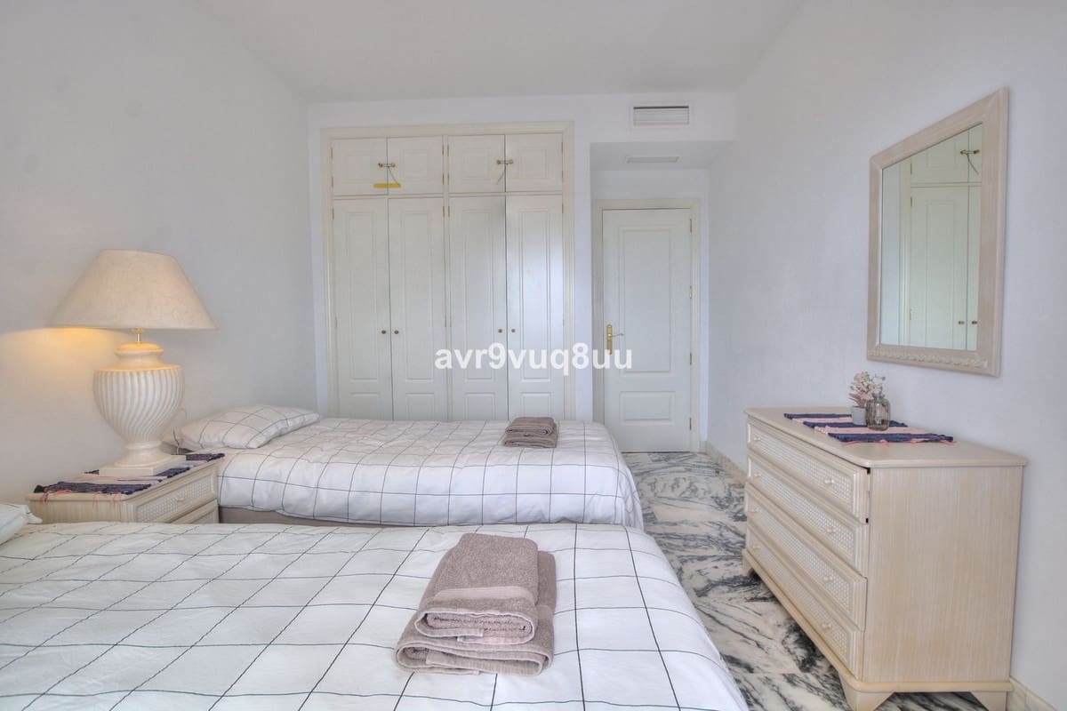 2 bedroom Penthouse for sale in La Cala de Mijas with pool garage - € 649,950 (Ref: 9798198)