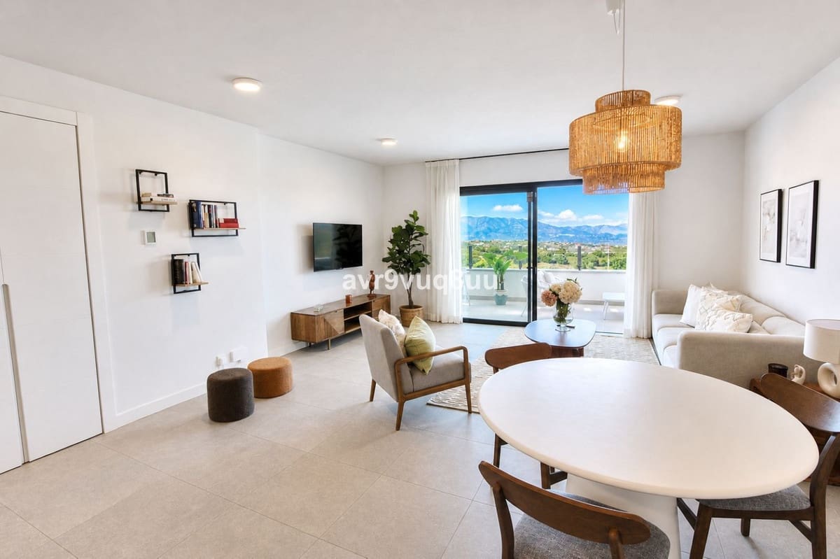 2 soverom Penthouse til salgs i La Cala de Mijas med svømmebasseng garasje - € 495 000 (Ref: 9815399)