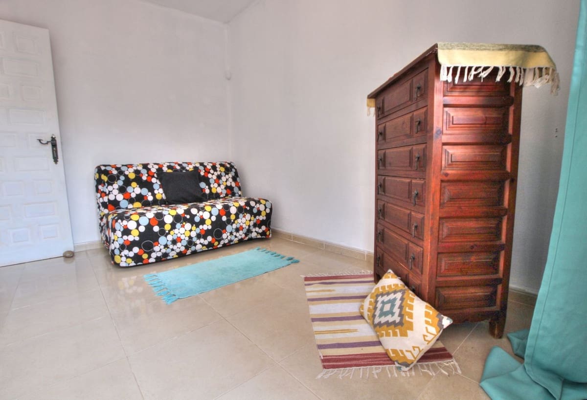 4 chambre Villa/Maison Semi-Mitoyenne à vendre à Calypso avec piscine garage - 459 950 € (Ref: 9824222)