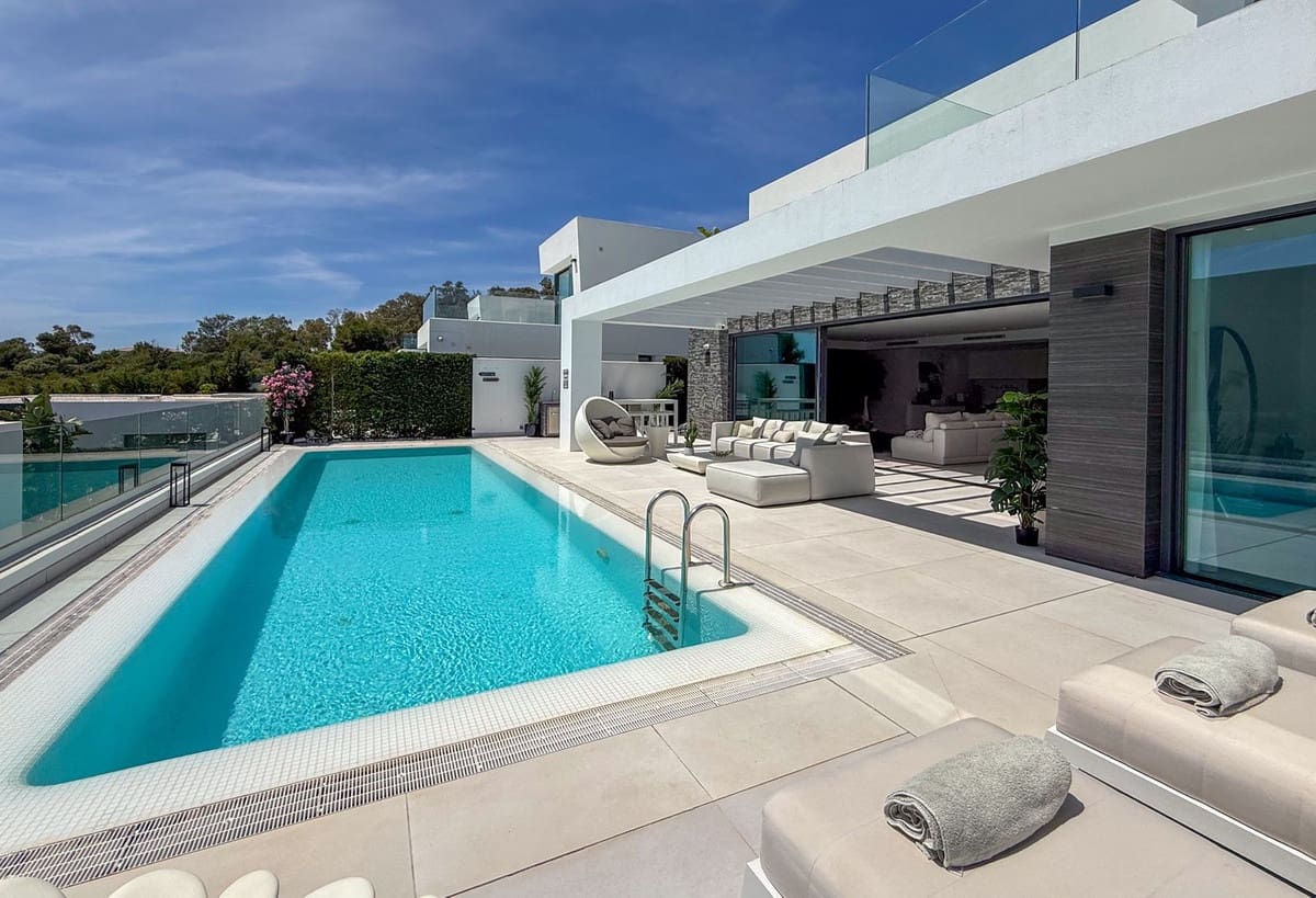 5 Zimmer Villa zu verkaufen in Cabopino - 2.795.000 € (Ref: 9829834)