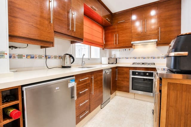1 sypialnia Penthouse na sprzedaż w La Cala de Mijas, Mijas z garażem - 350 000 € (Ref: 9838694)